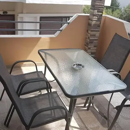 Aggeliki House Apartmán *